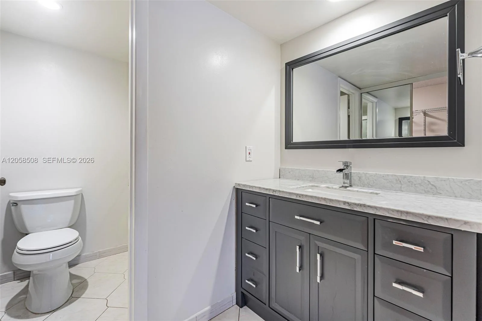 1719 Whitehall Dr # 304, Davie, FL 33324 photo 9