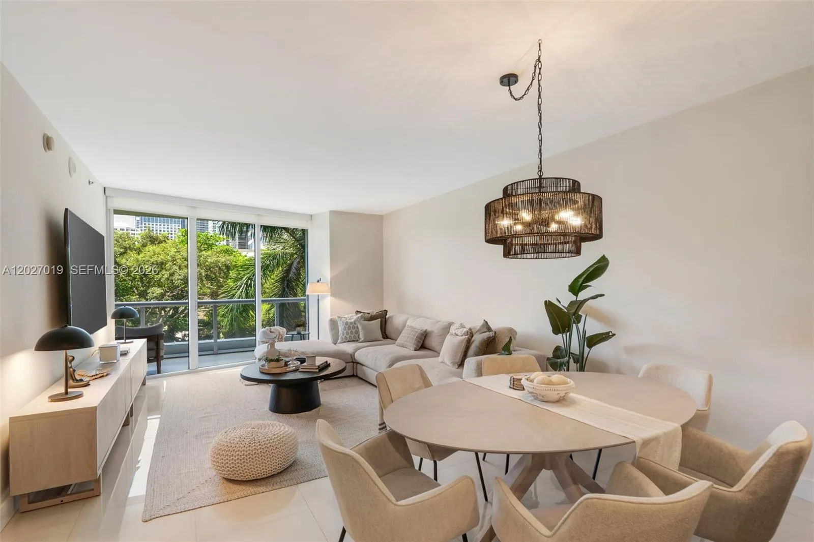 495 Brickell Ave # 409, Miami, FL 33131