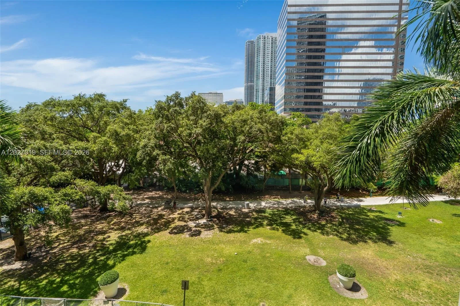 495 Brickell Ave # 409, Miami, FL 33131 photo 13