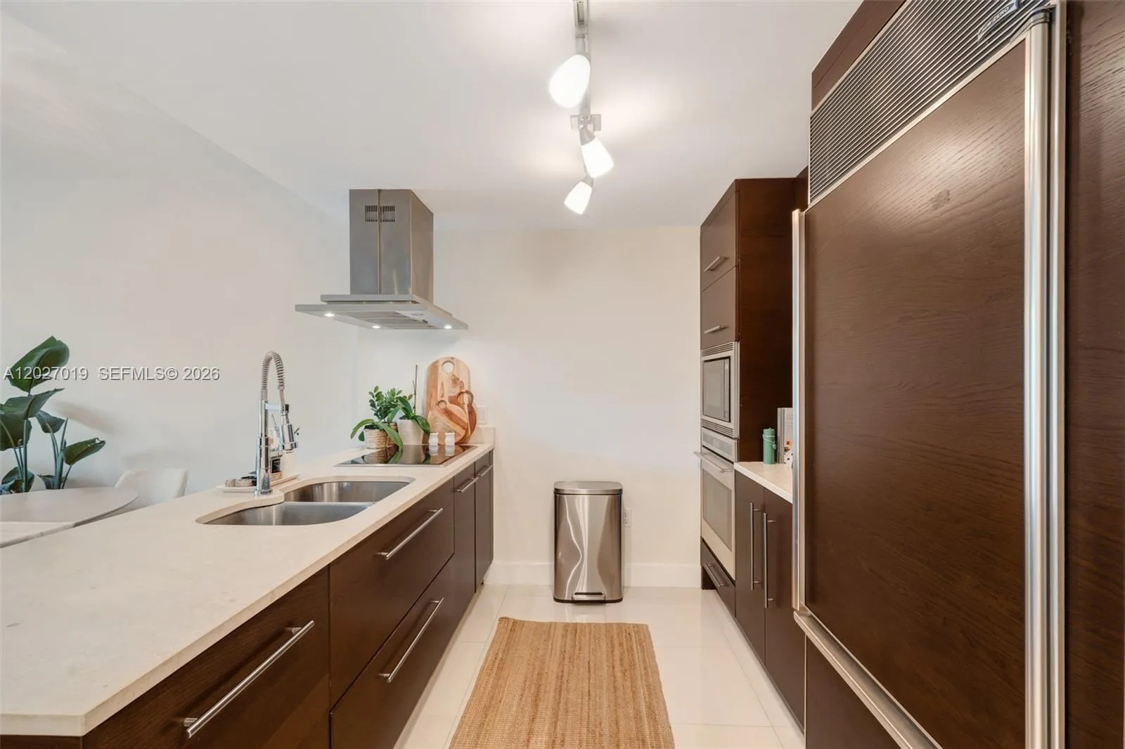 495 Brickell Ave # 409, Miami, FL 33131 photo 5