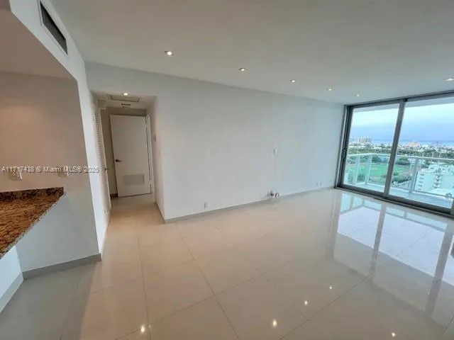 1000 West Ave # PH-07, Miami Beach, FL 33139 photo 6