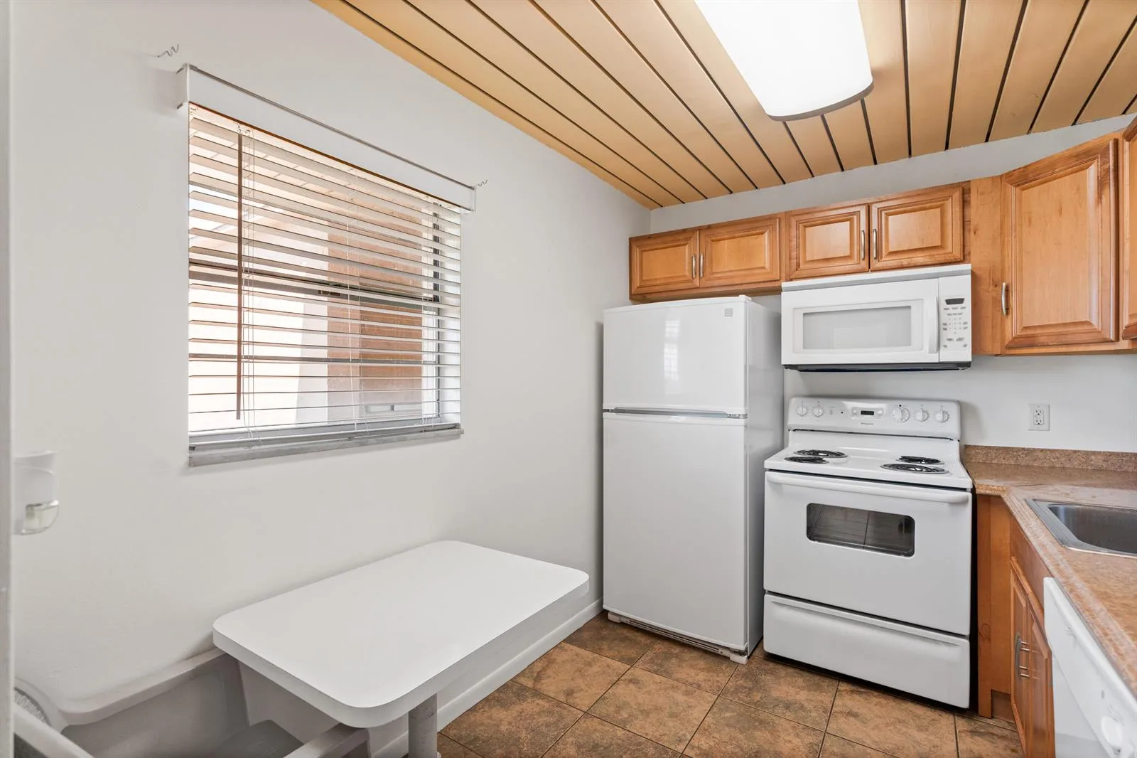 2515 NE 2nd Court # 418, Boynton Beach, FL 33435 photo 9