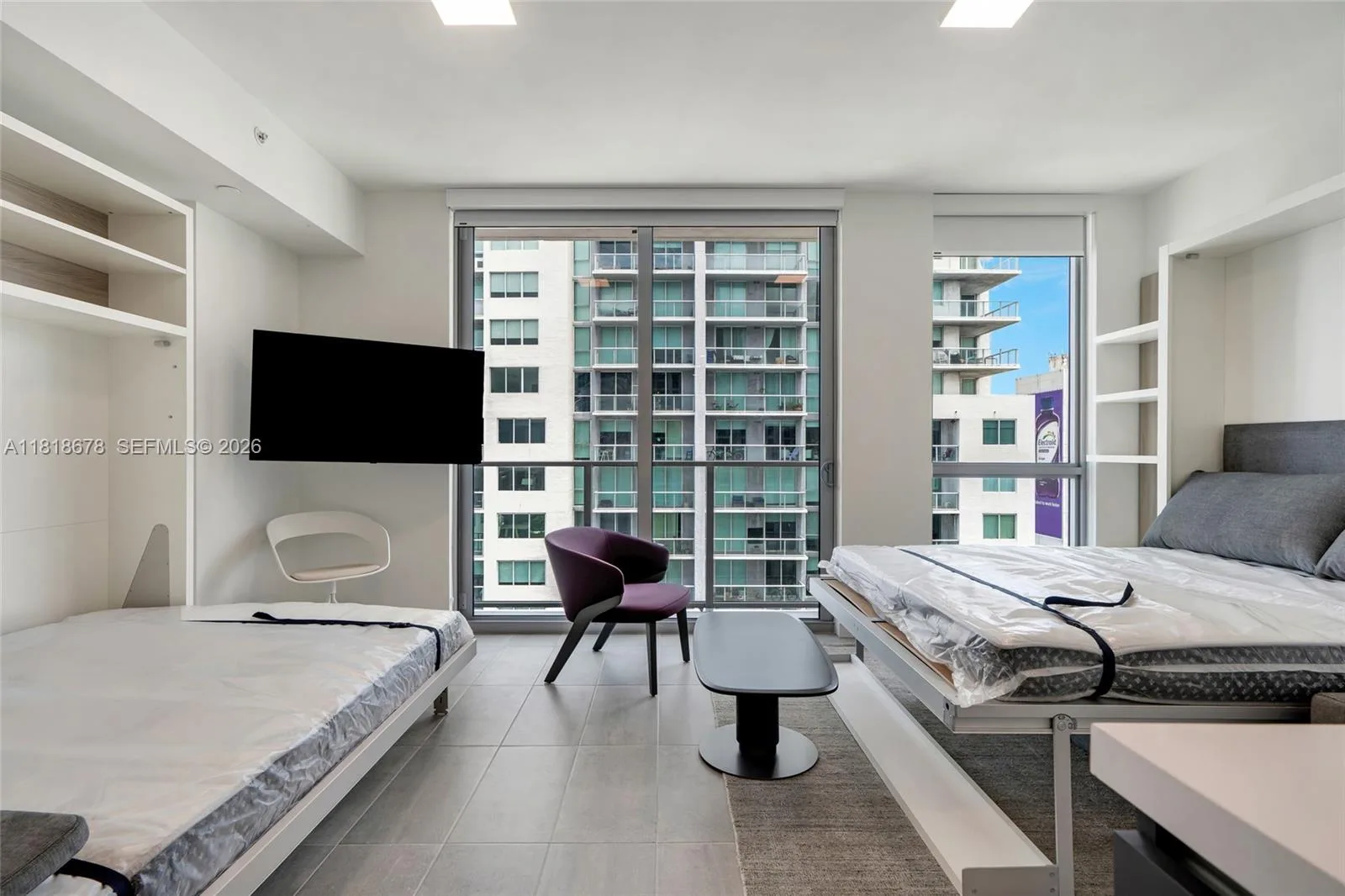 227 NE 2nd St # 2810, Miami, FL 33132 photo 8