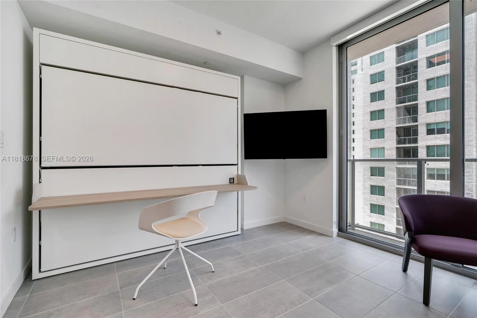 227 NE 2nd St # 2810, Miami, FL 33132 photo 9