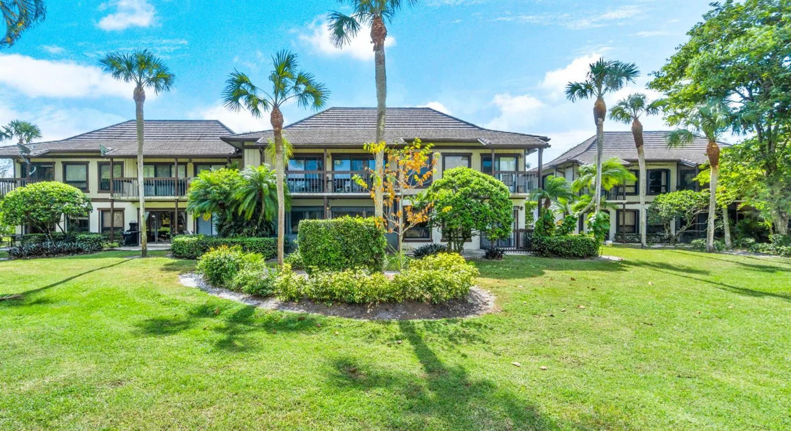 13334 Polo Club Road # 216, Wellington, FL 33414