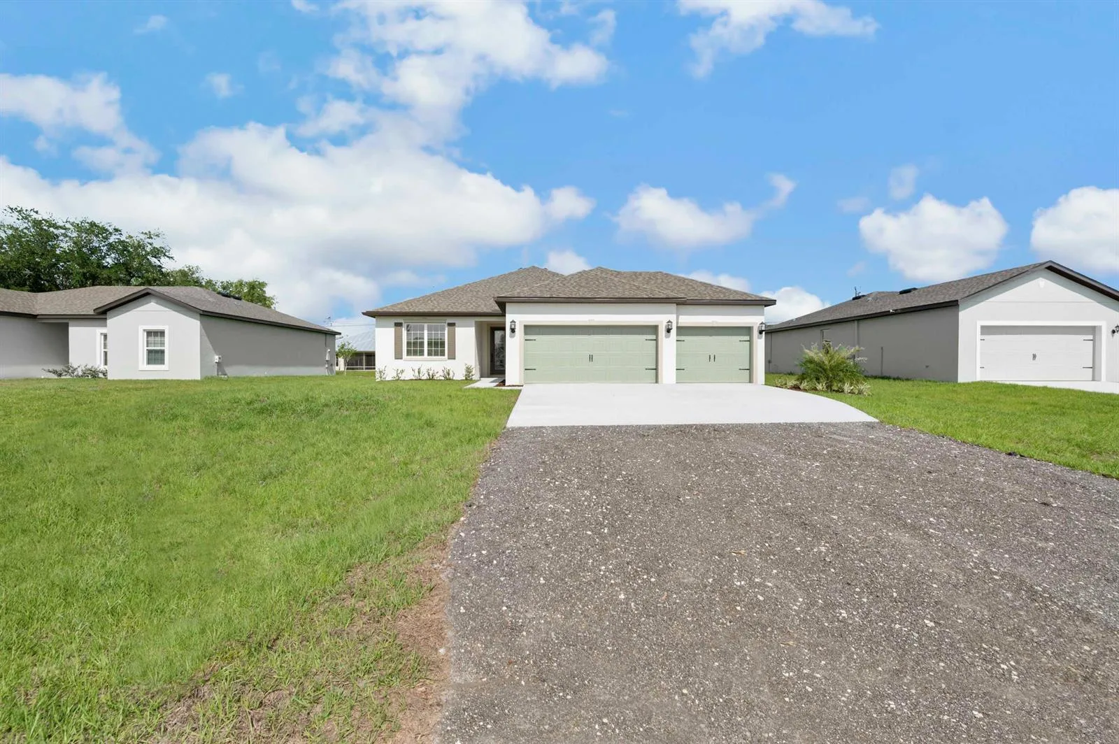 392 SW Paw Court, Port St. Lucie, FL 34953
