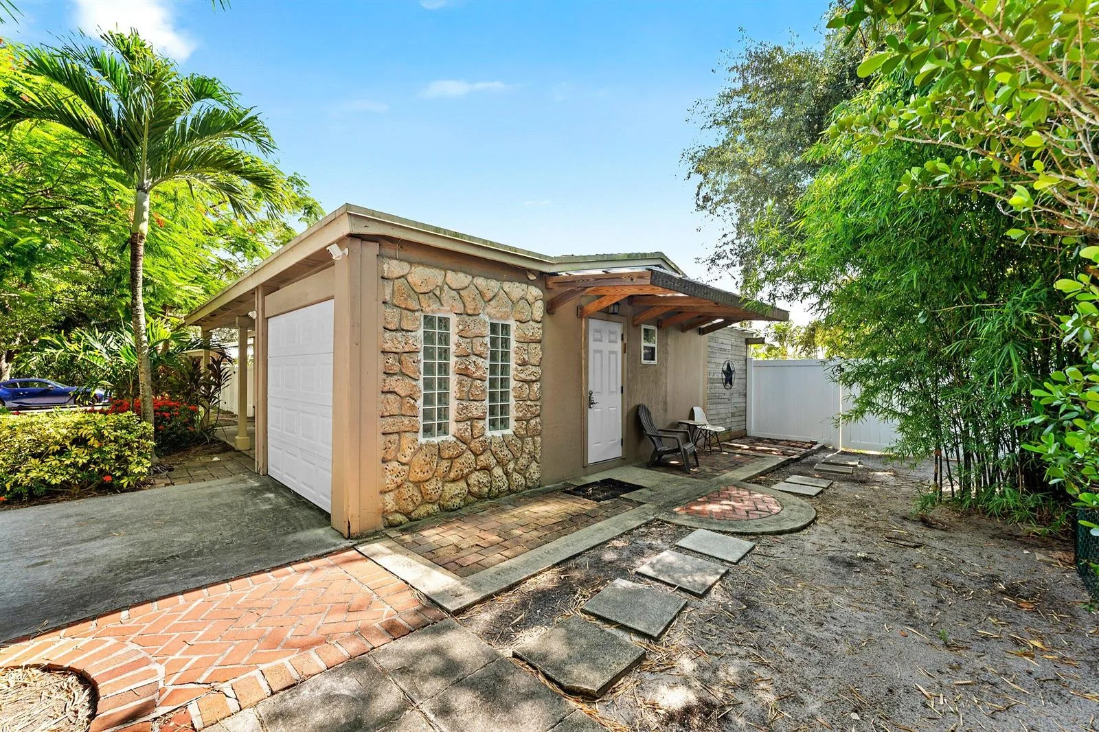 1638 NE 3rd Avenue, Delray Beach, FL 33444 photo 4