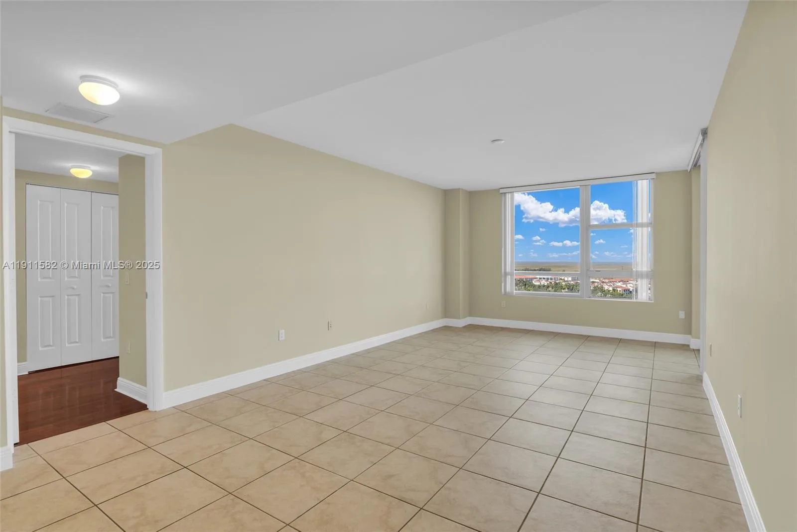 2681 N Flamingo Rd # 1903S, Sunrise, FL 33323 photo 10