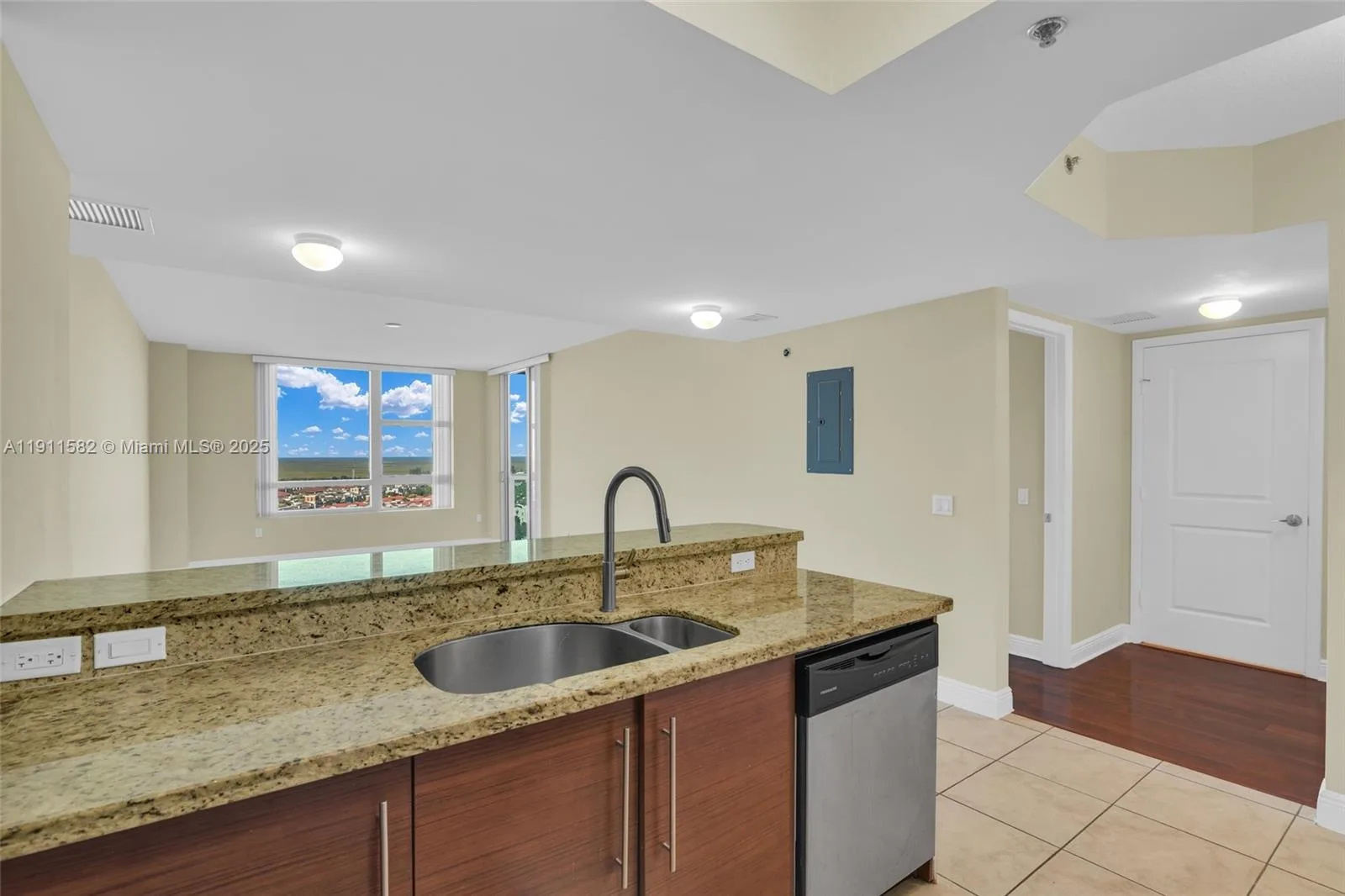 2681 N Flamingo Rd # 1903S, Sunrise, FL 33323 photo 9