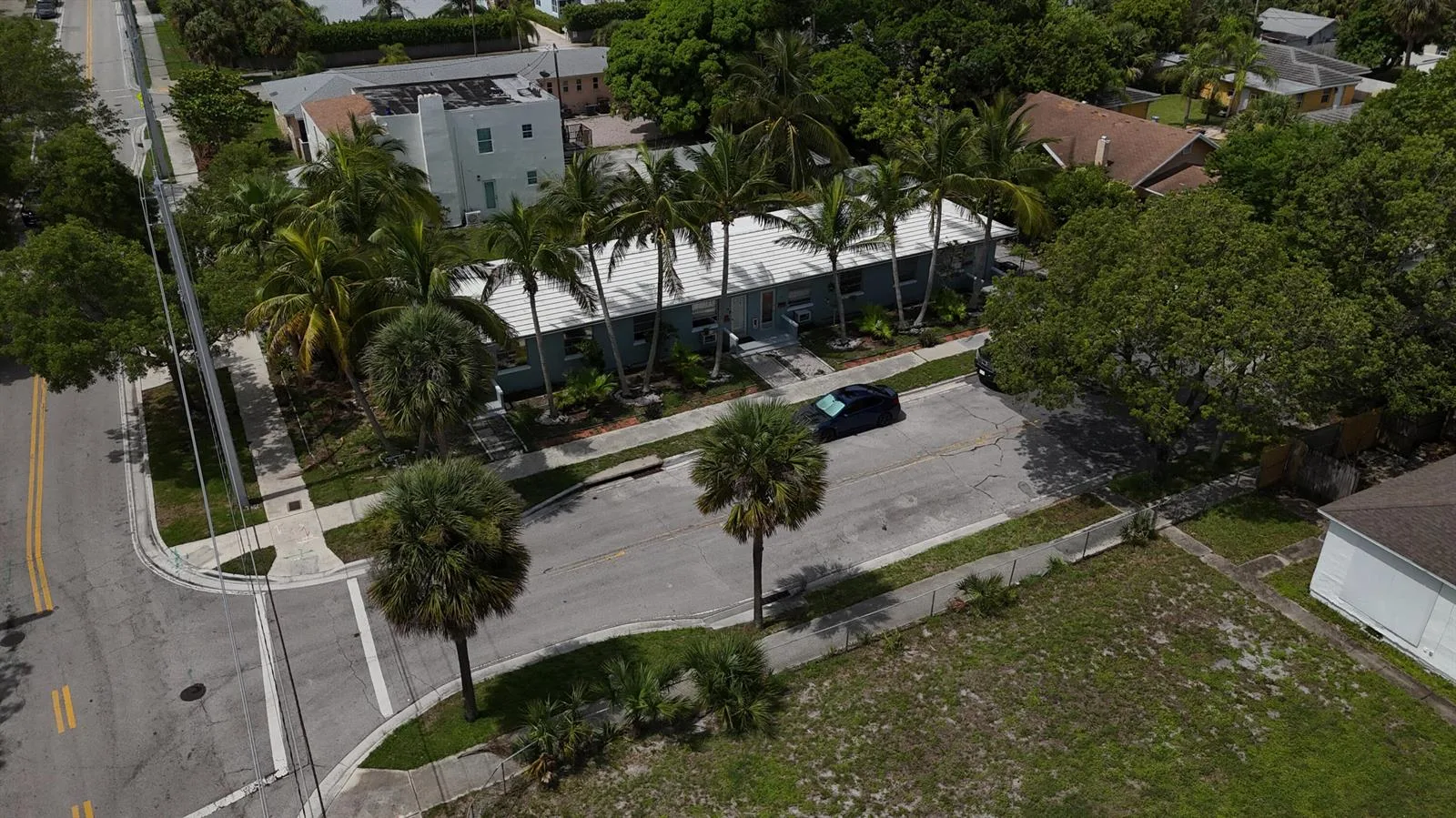 400 51st Street # 404, West Palm Beach, FL 33407 photo 2
