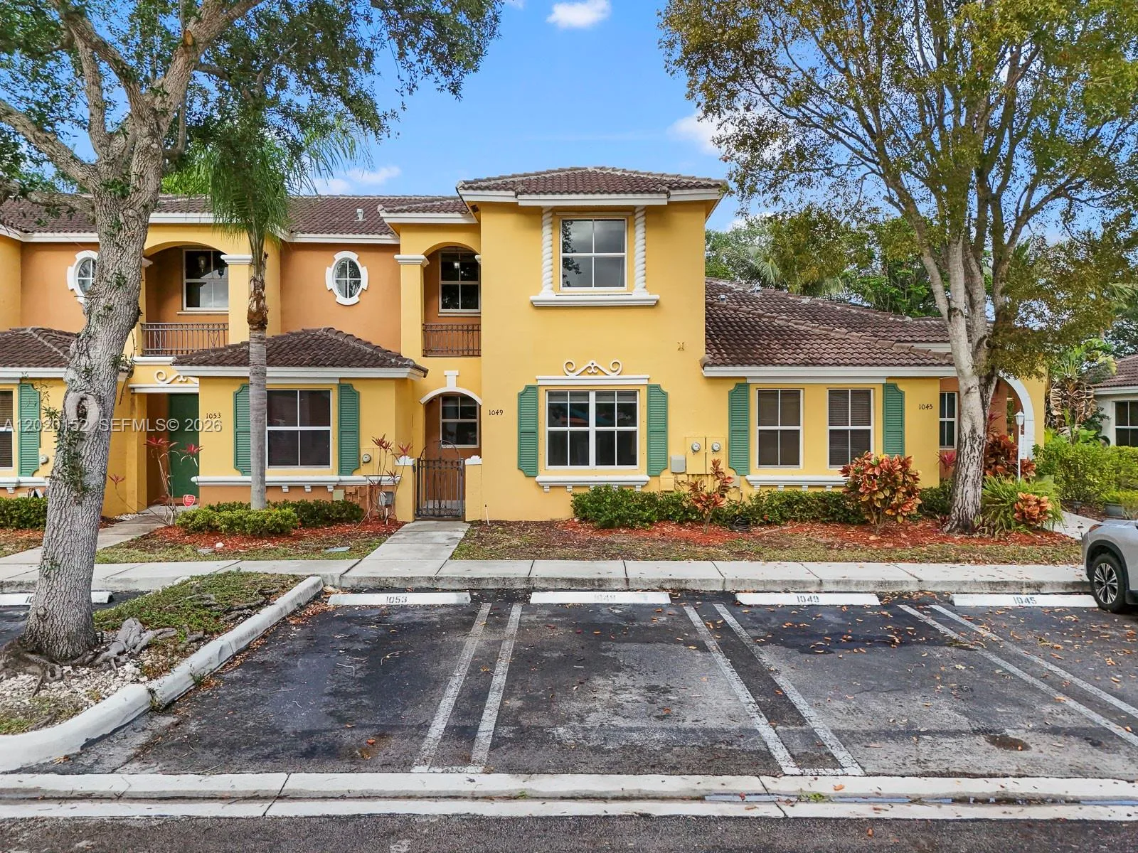 1049 NE 42nd Pl, Homestead, FL 33033 photo 5