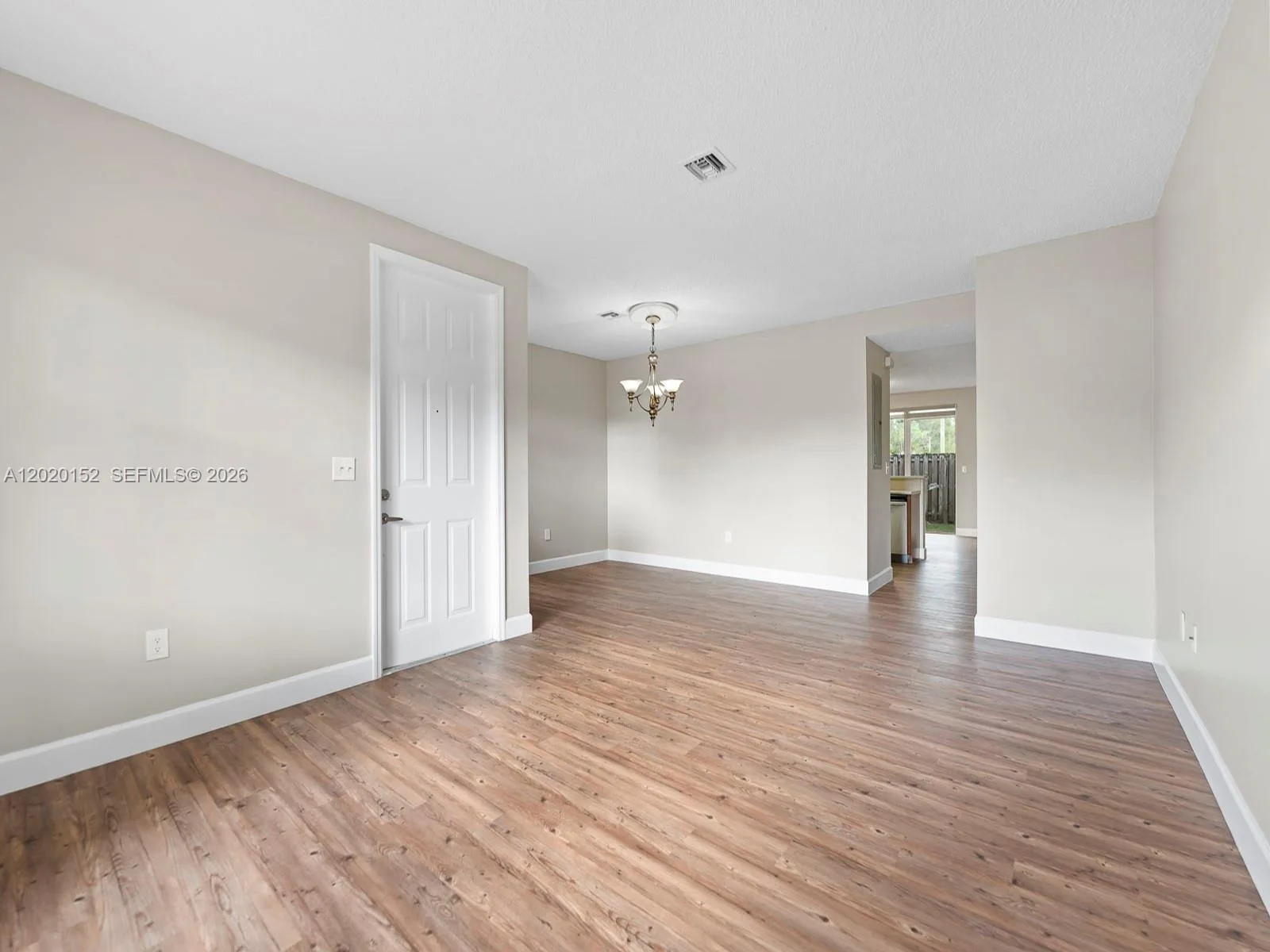 1049 NE 42nd Pl, Homestead, FL 33033 photo 7