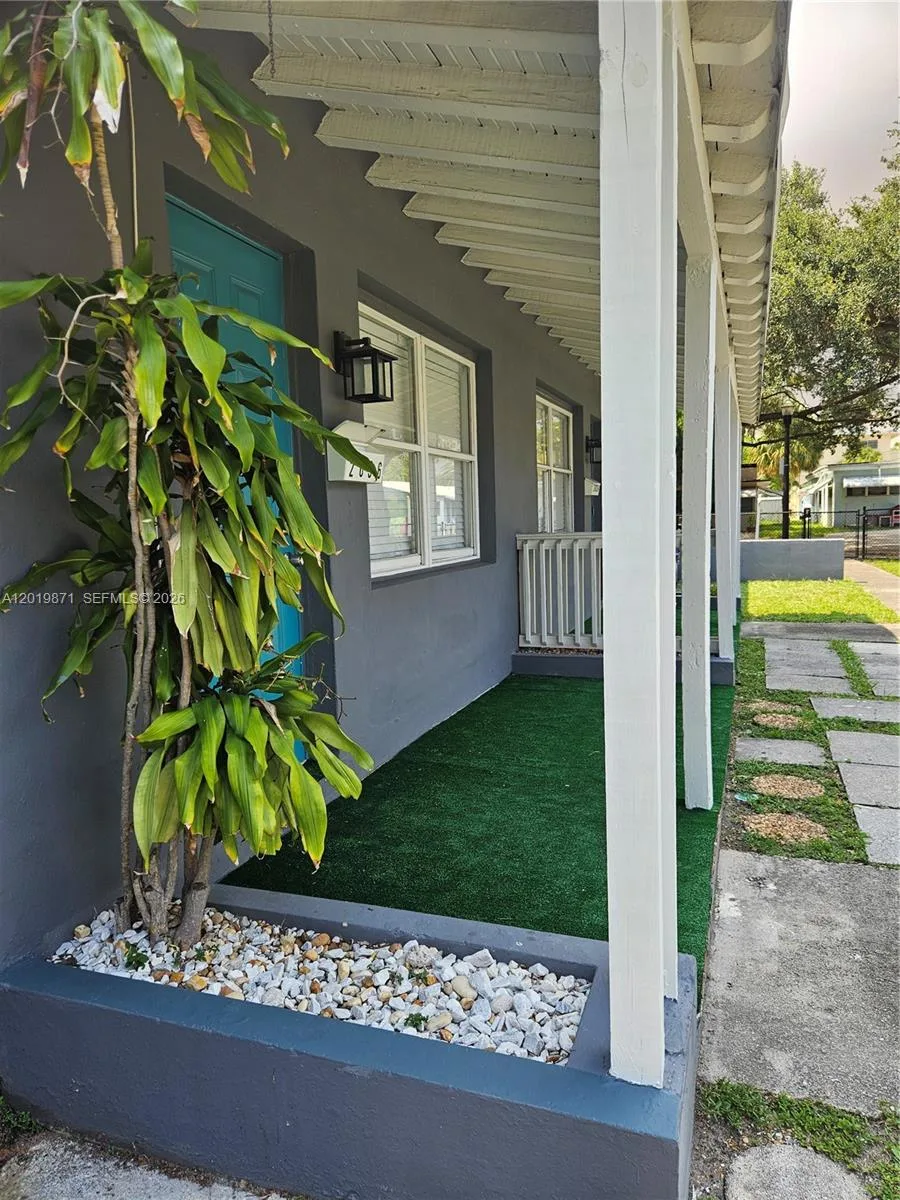 2034 Taylor St # 2034, Hollywood, FL 33020 photo 3
