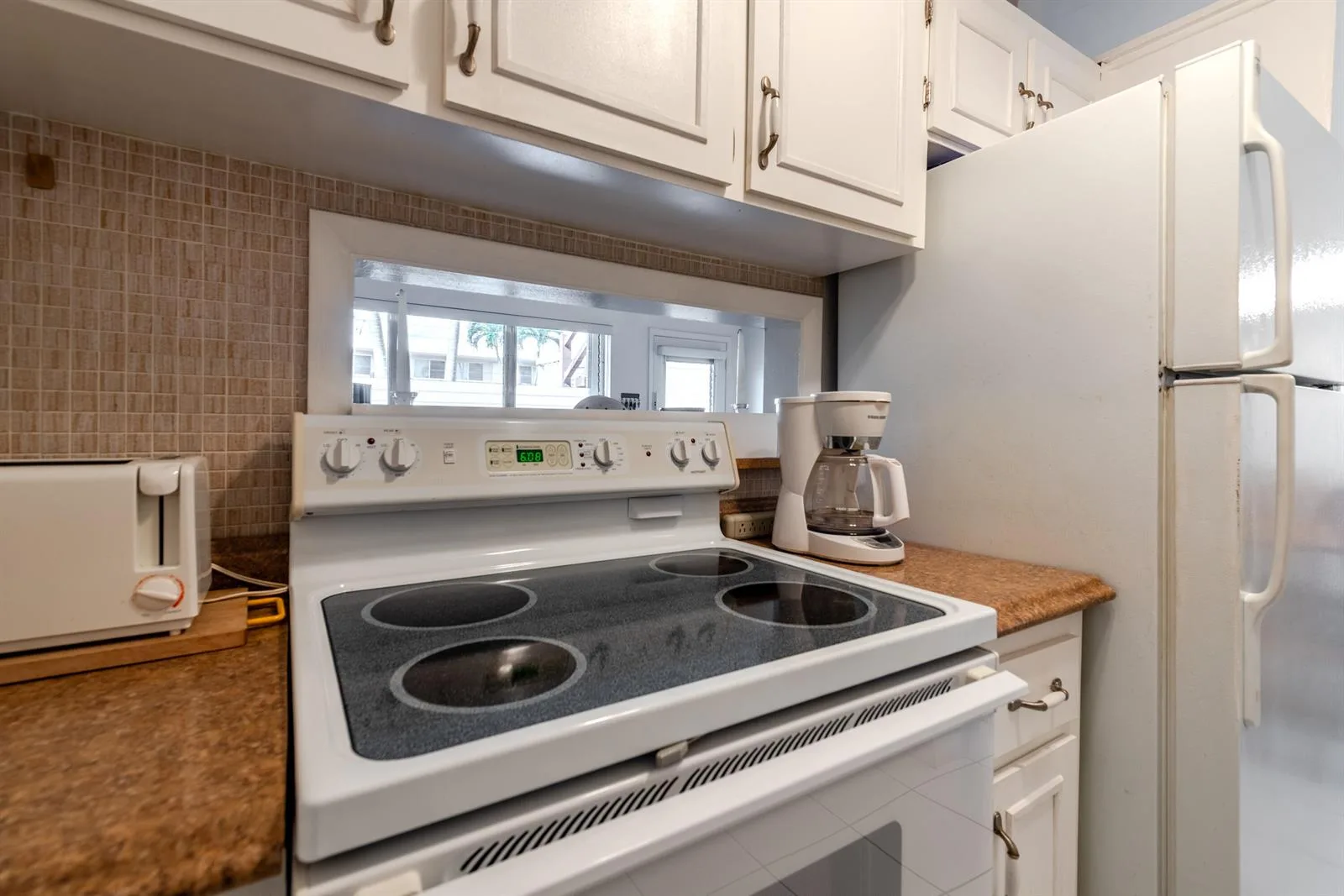 925 SW 11th Avenue # 3j, FL 33009 photo 13