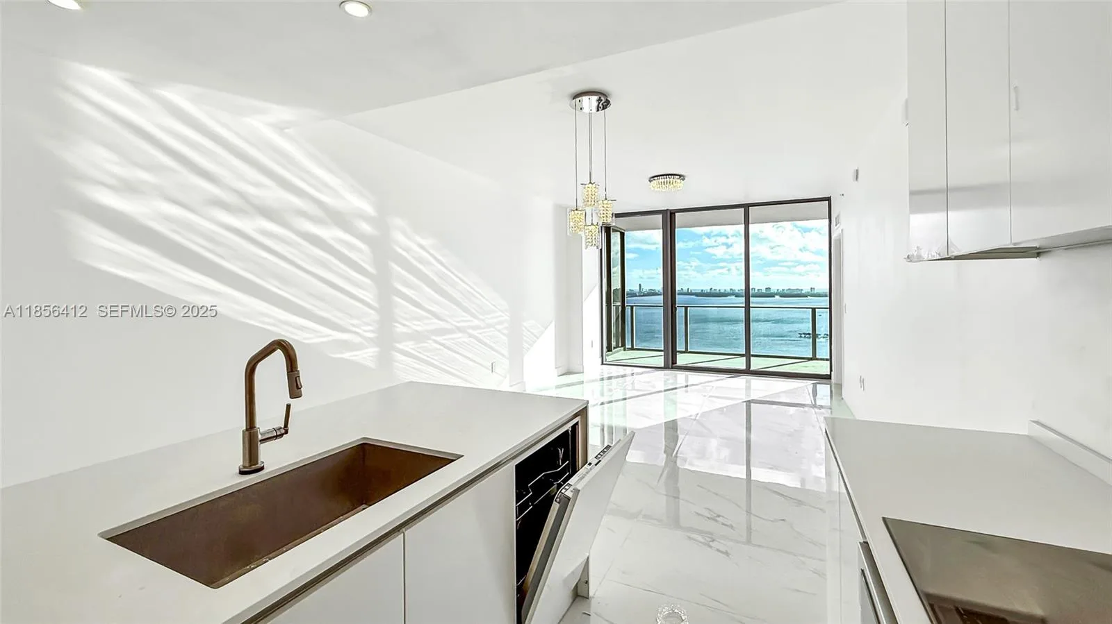 700 NE 24th St # 2704, Miami, FL 33137 photo 5