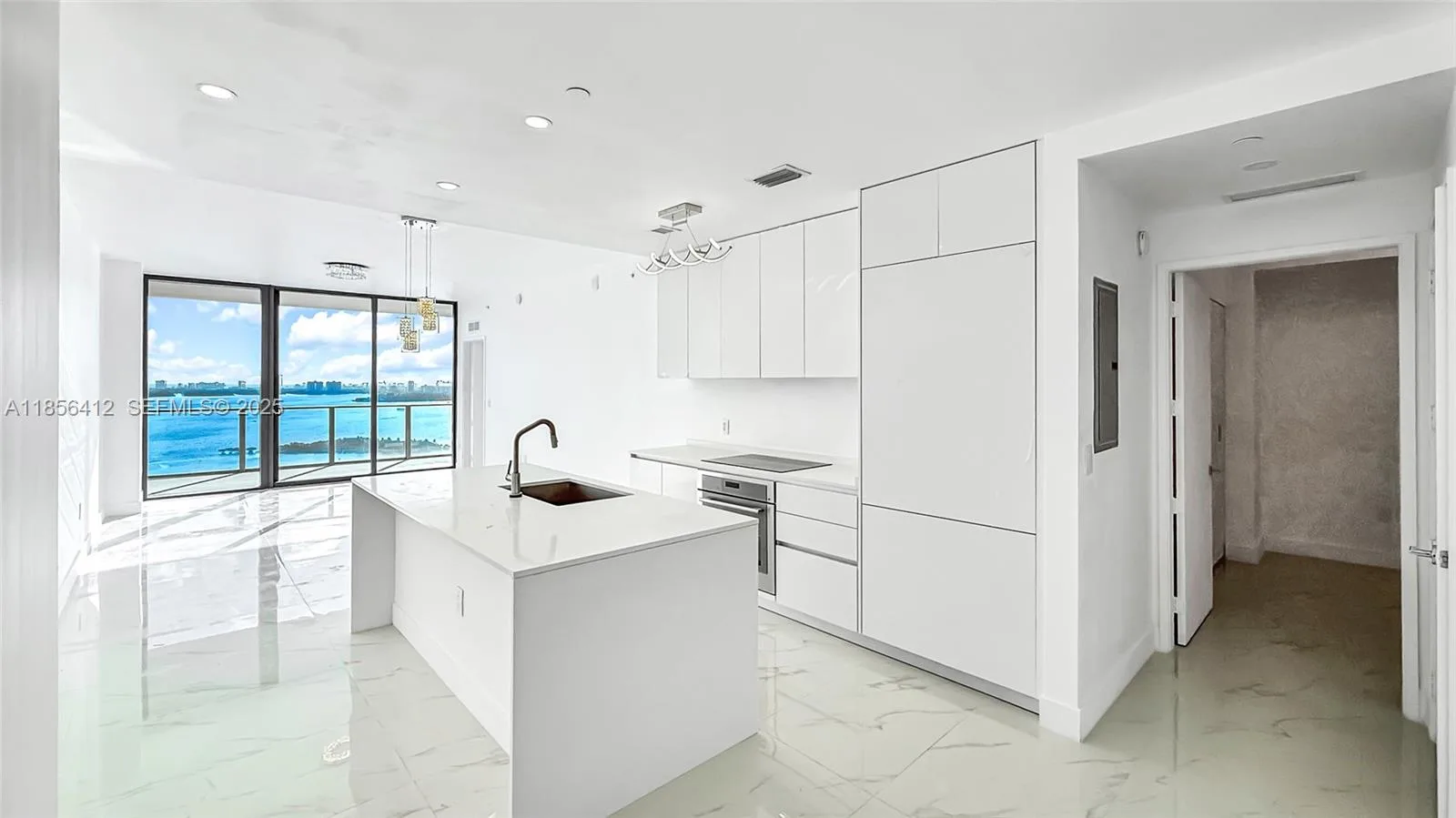 700 NE 24th St # 2704, Miami, FL 33137 photo 6