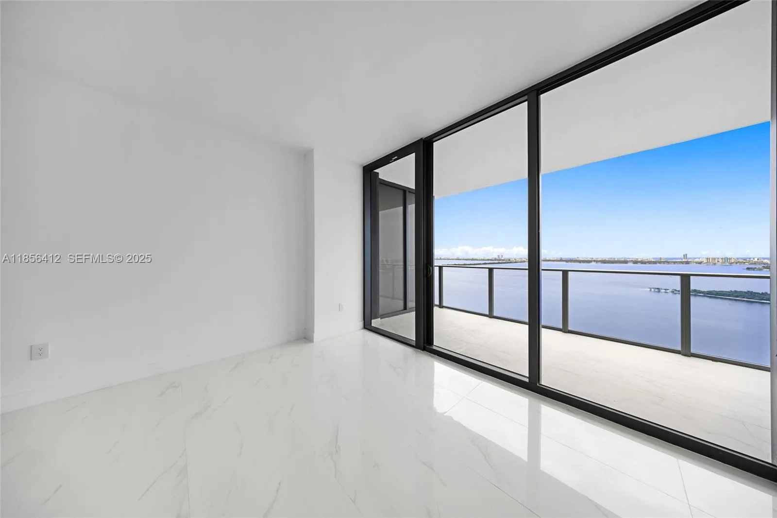 700 NE 24th St # 2704, Miami, FL 33137 photo 8