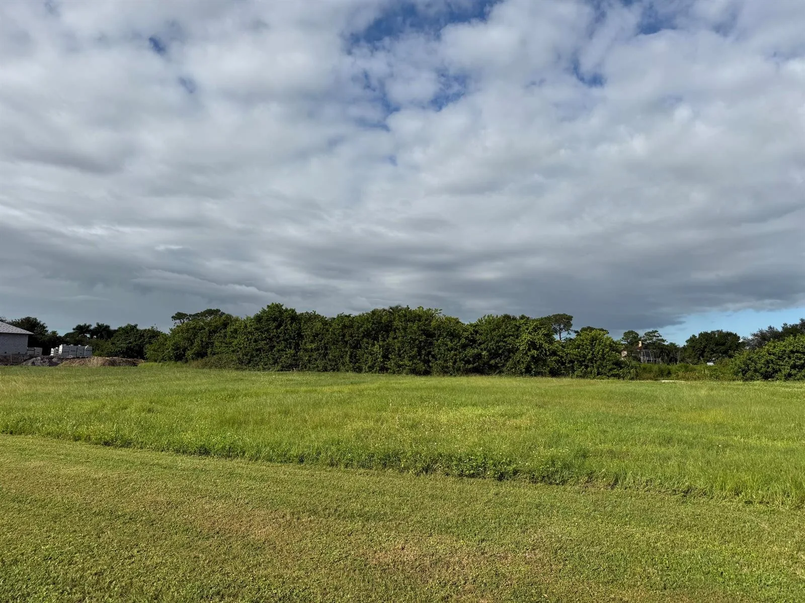 1376 SW Squire Johns Lane, Palm City, FL 34990 photo 2