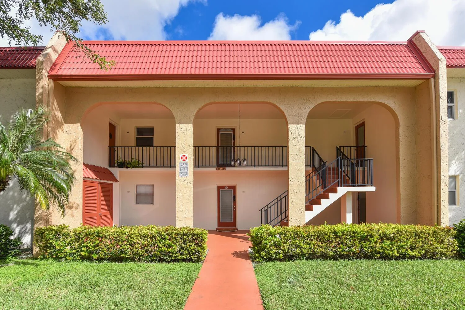 477 Lake Dora Drive, West Palm Beach, FL 33411