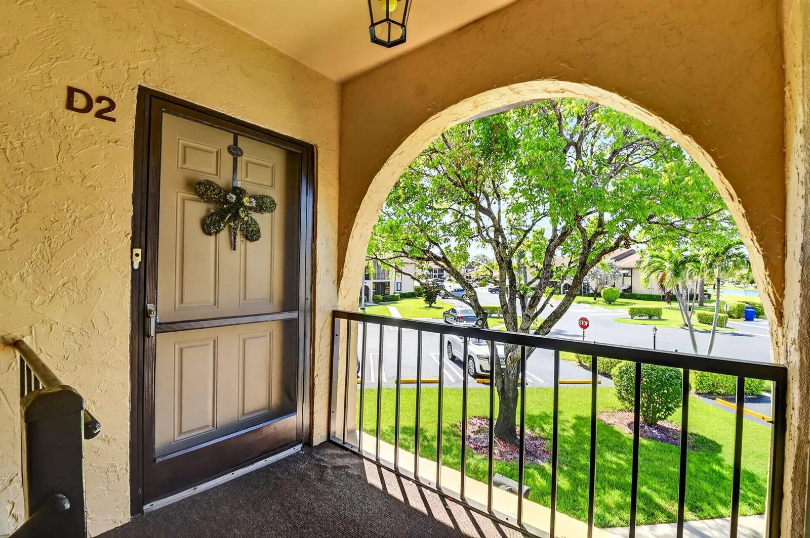 207 Pine Hov Circle # D2, FL 33463 photo 6