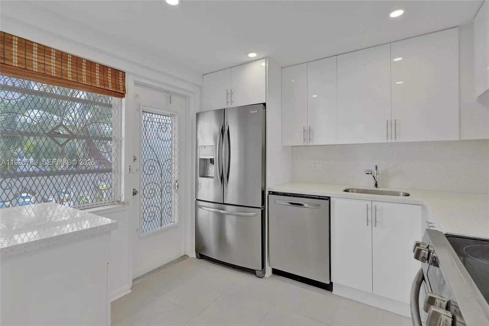 3181 S Ocean Dr # 306 W, Hallandale Beach, FL 33009 photo 12