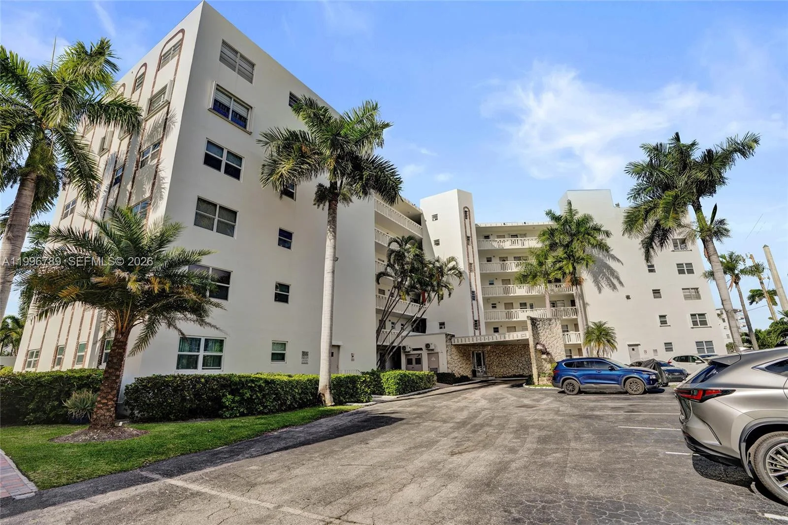 3181 S Ocean Dr # 306 W, Hallandale Beach, FL 33009 photo 3