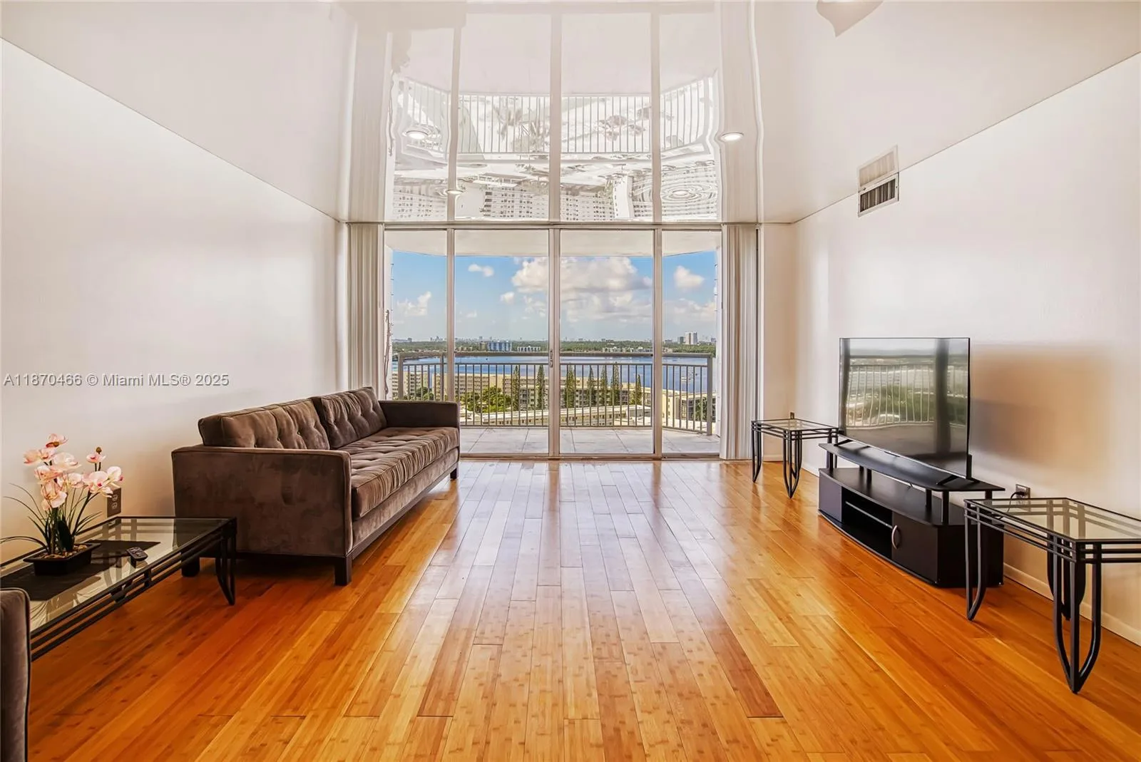 18021 Biscayne Blvd # 1604, Aventura, FL 33160
