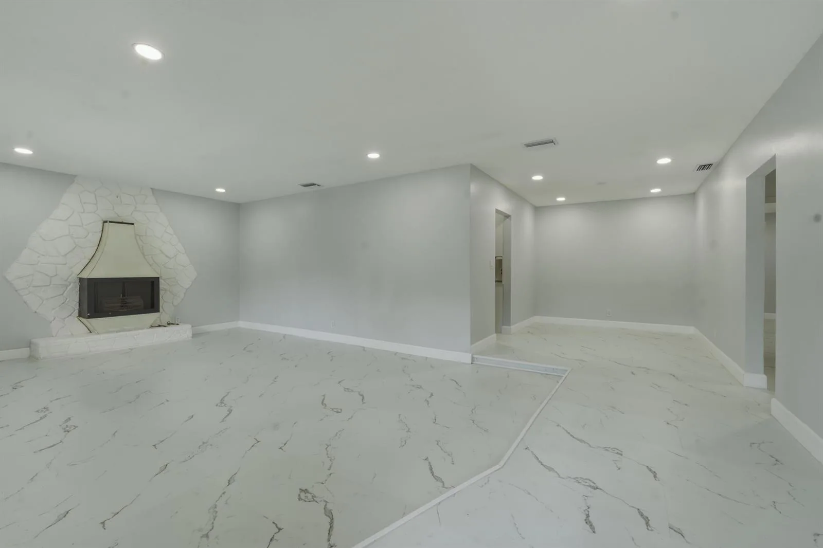 1114 Johnson Street, Hollywood, FL 33019 photo 7