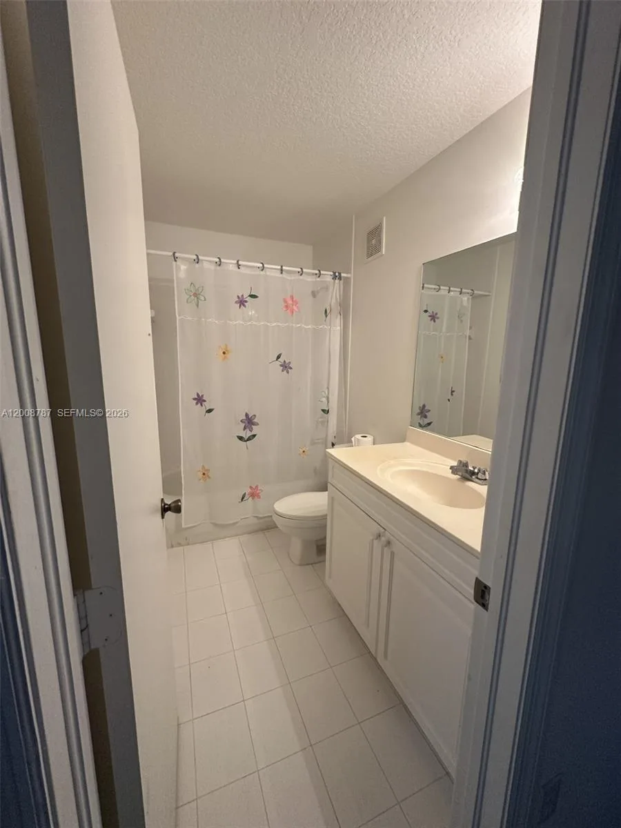 7125 NW 173rd Dr # 2401, Hialeah, FL 33015 photo 12