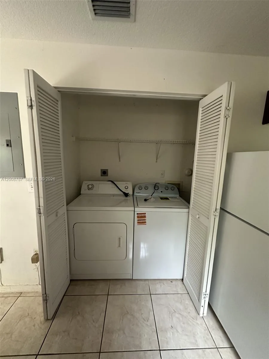 7125 NW 173rd Dr # 2401, Hialeah, FL 33015 photo 4