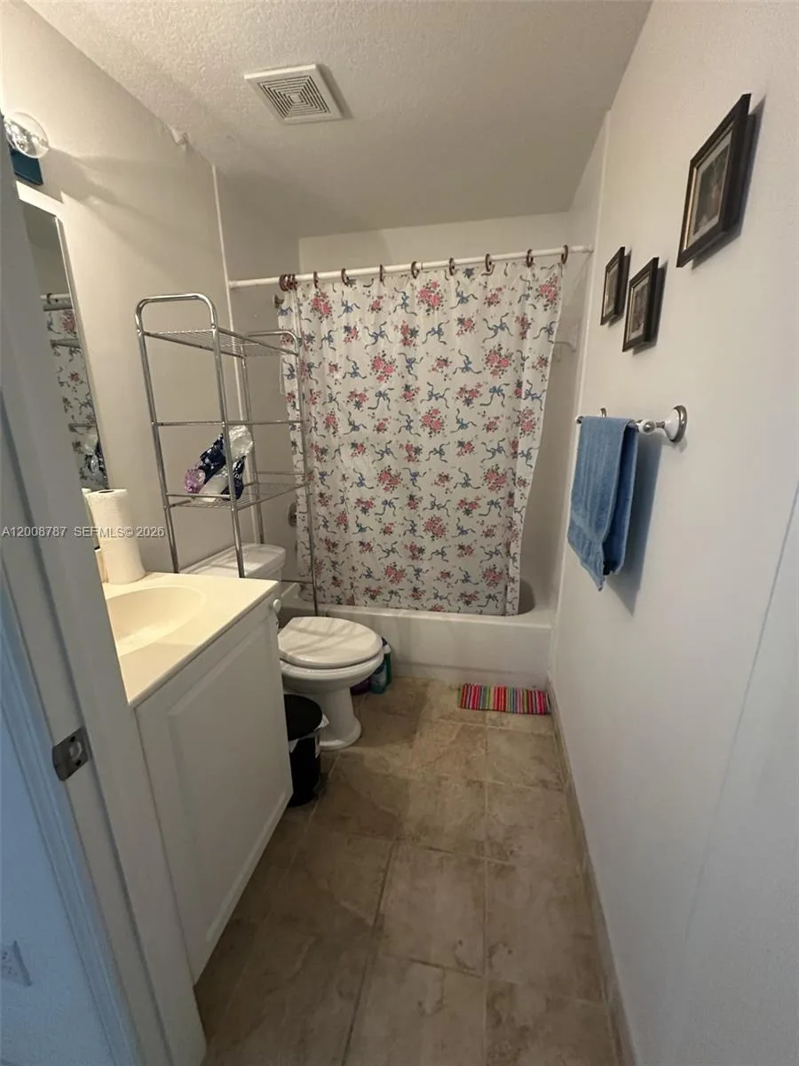 7125 NW 173rd Dr # 2401, Hialeah, FL 33015 photo 9