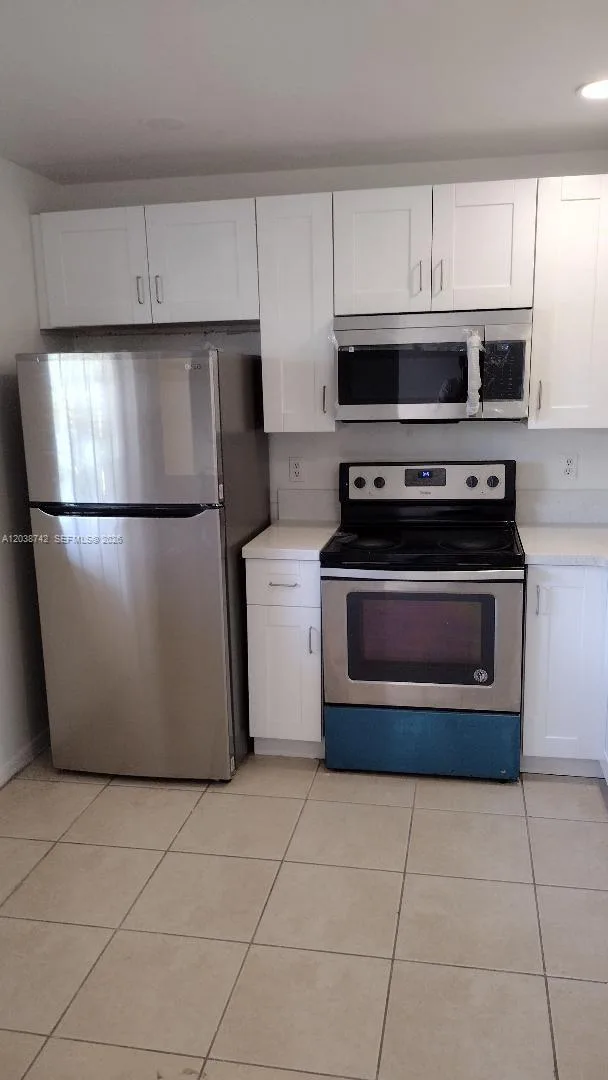 1151 NE 210th Ter # 1151, Miami, FL 33179 photo 2