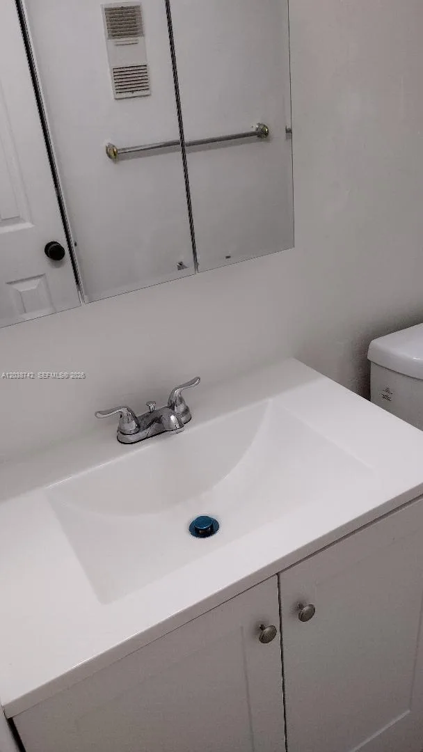 1151 NE 210th Ter # 1151, Miami, FL 33179 photo 8