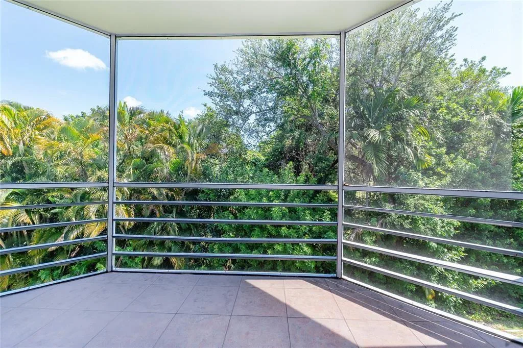 1101 NE 191ST Street # H301, Miami, FL 33179 photo 8