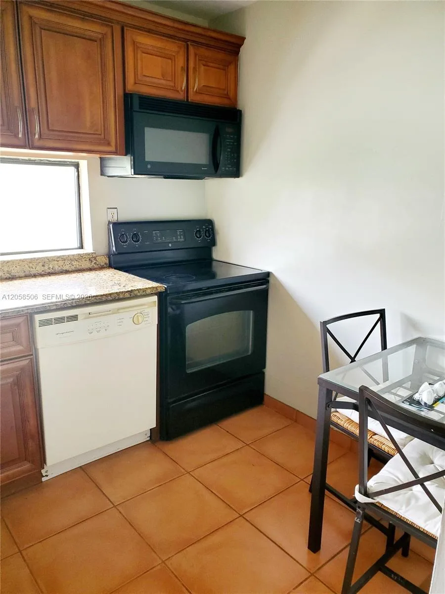 17021 N Bay Rd # 618, Sunny Isles Beach, FL 33160 photo 8