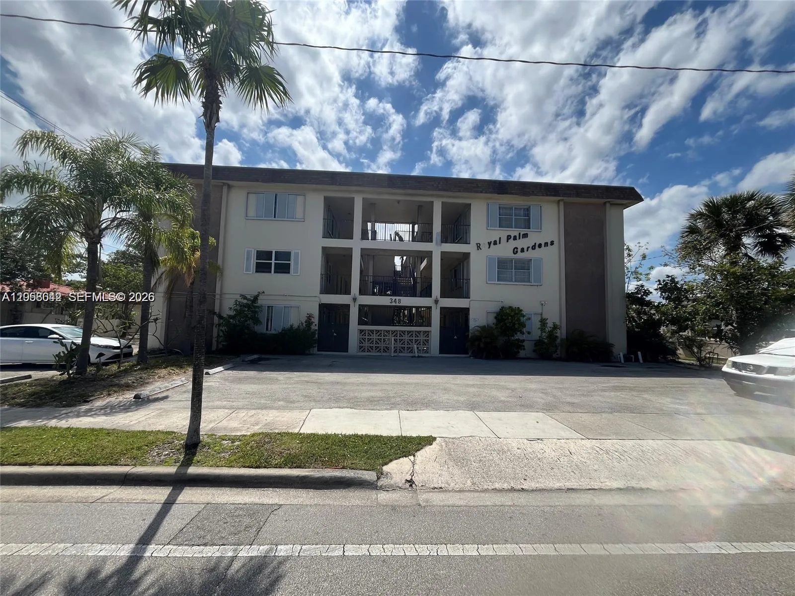 348 S Federal Hwy # 24, Dania Beach, FL 33004