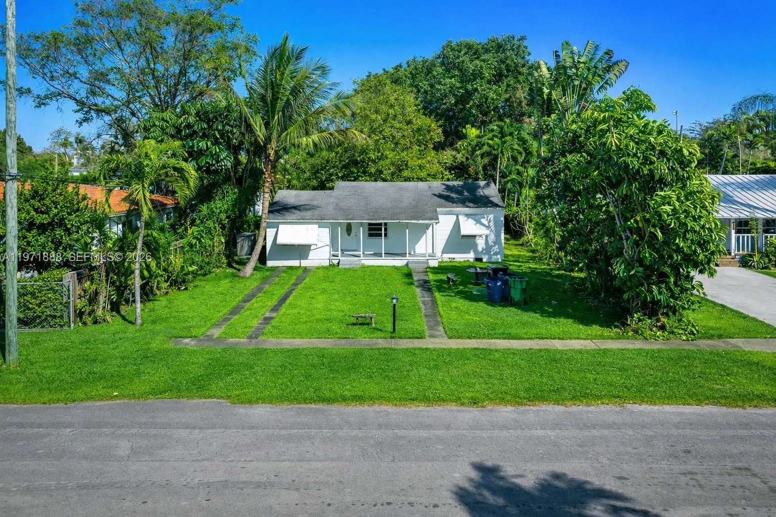 10821 NE 5th Ave, Miami, FL 33161 photo 2