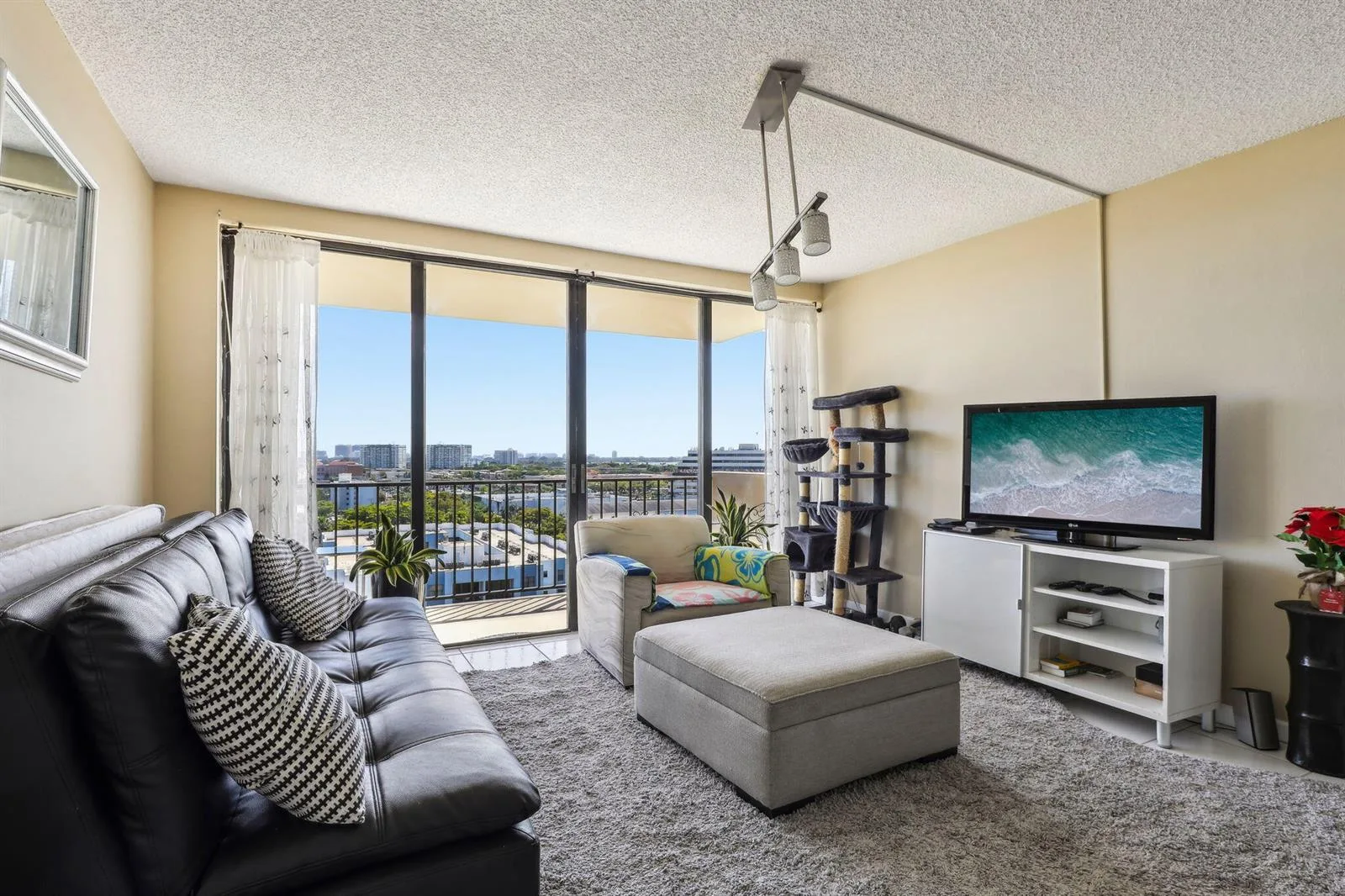 1470 NE 123rd Street # A1107, North Miami, FL 33161 photo 4