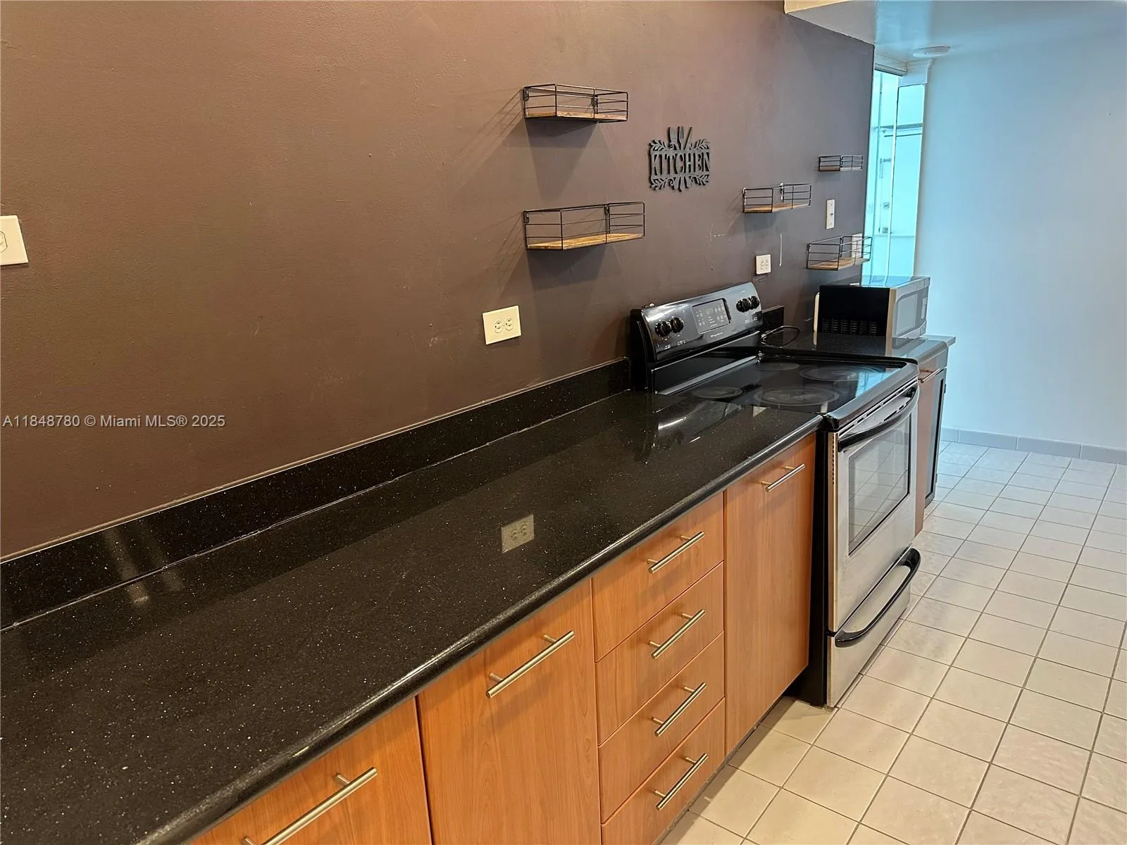 6039 Collins Ave # 826, Miami Beach, FL 33140 photo 5