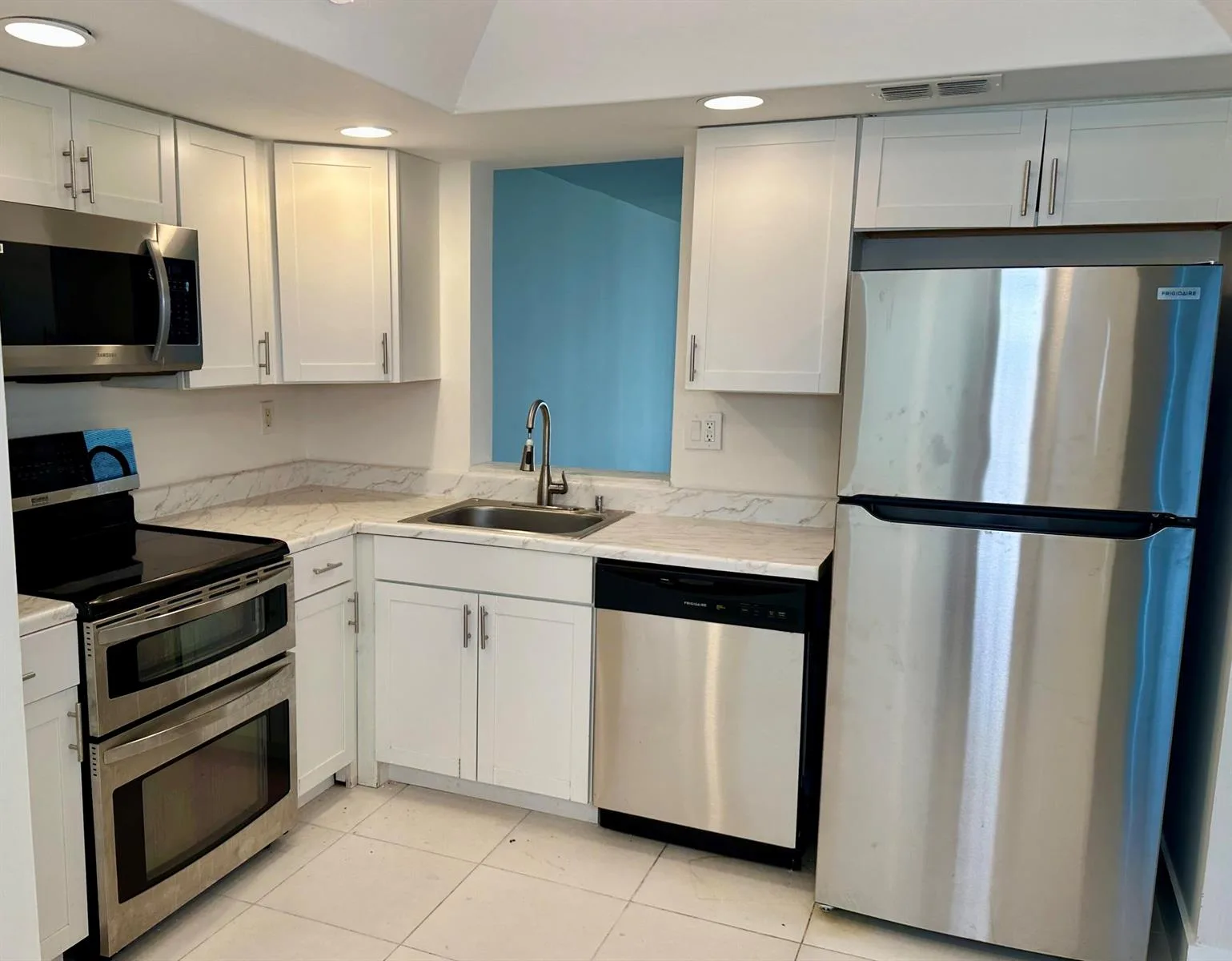 7664 NW 18TH Street # 208, Margate, FL 33063