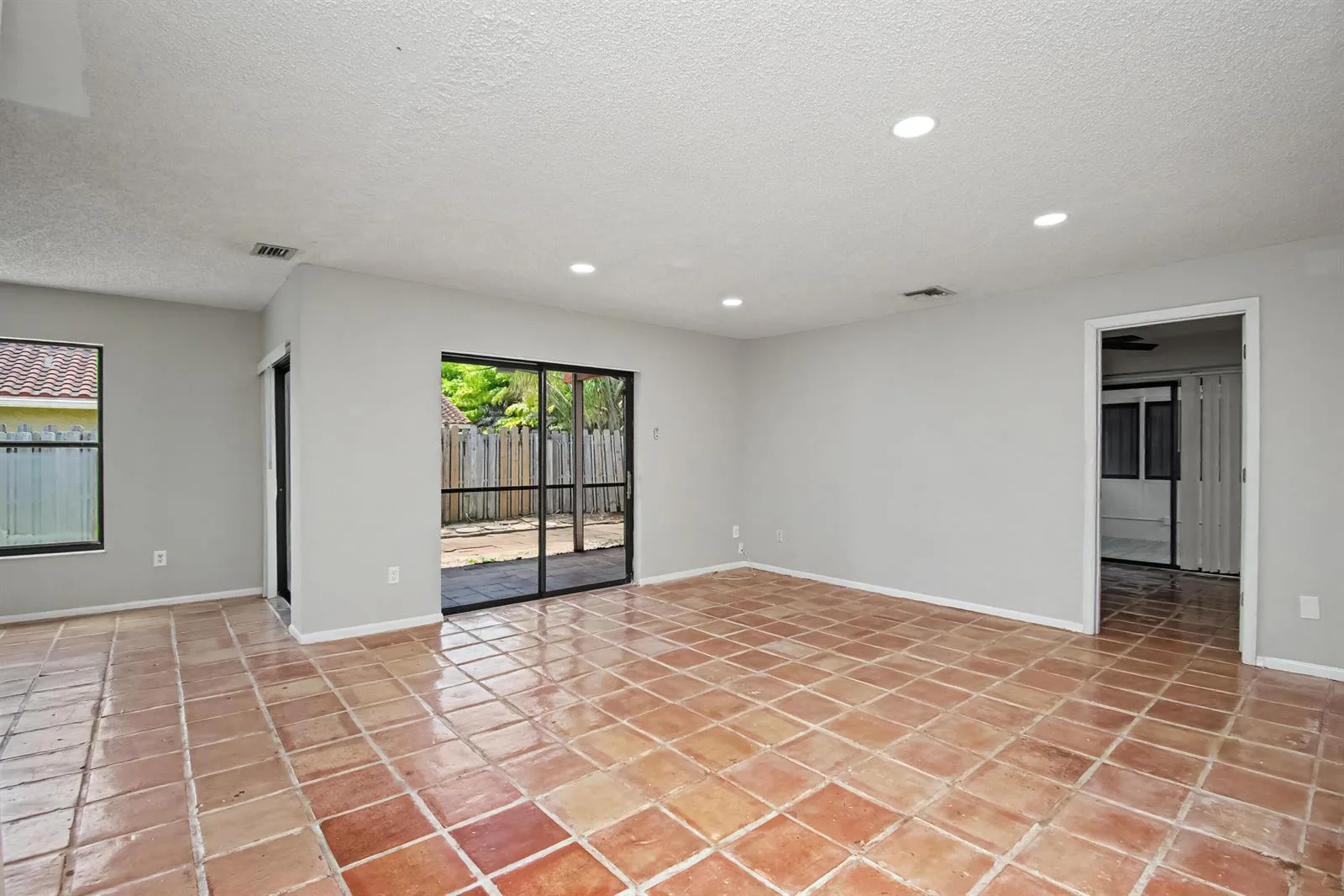 7407 SILVER WOODS Court, Boca Raton, FL 33433 photo 3