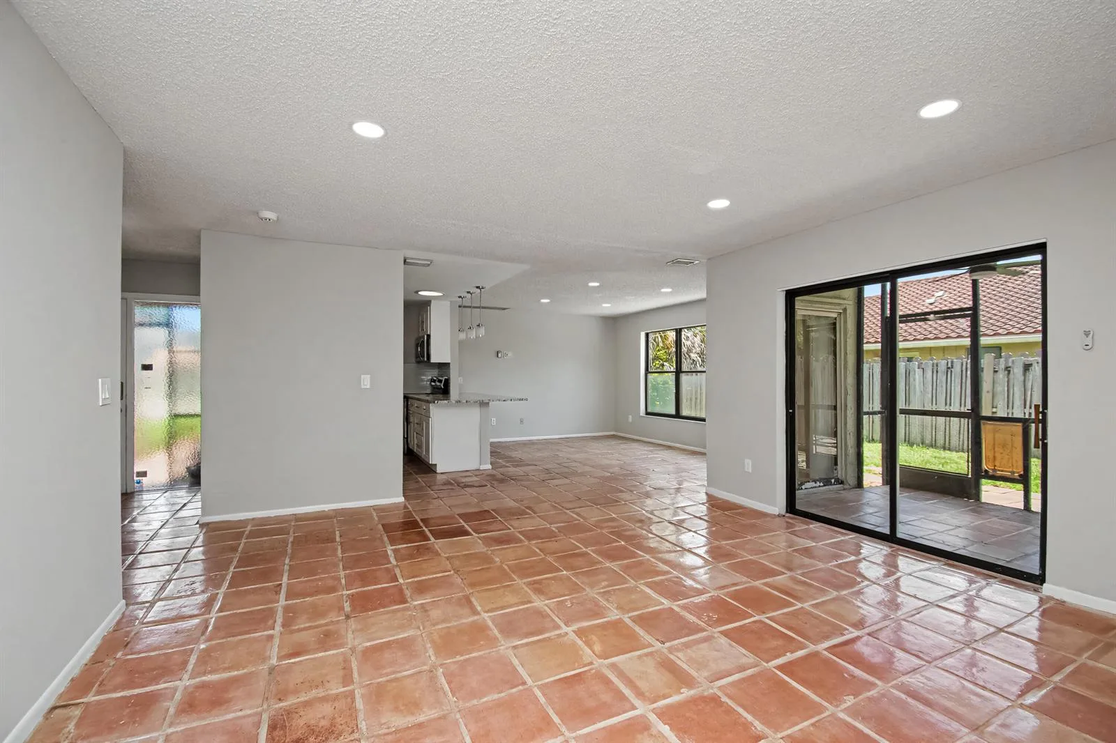 7407 SILVER WOODS Court, Boca Raton, FL 33433 photo 6