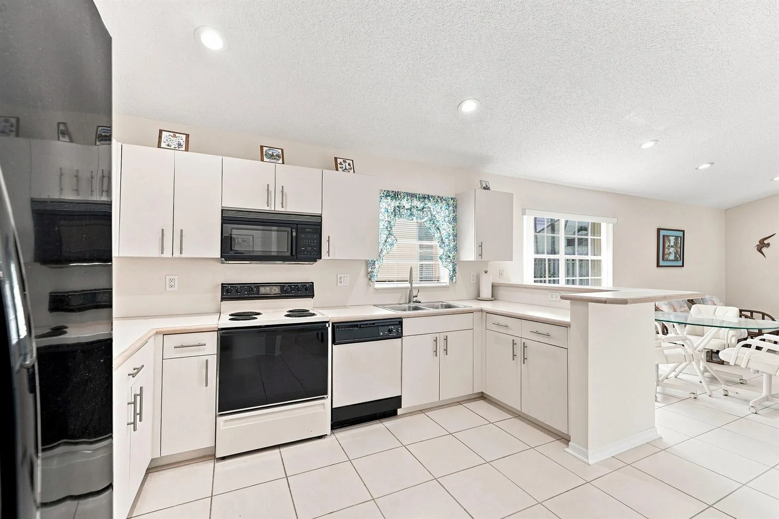 143 Cameron Court, Weston, FL 33326 photo 8