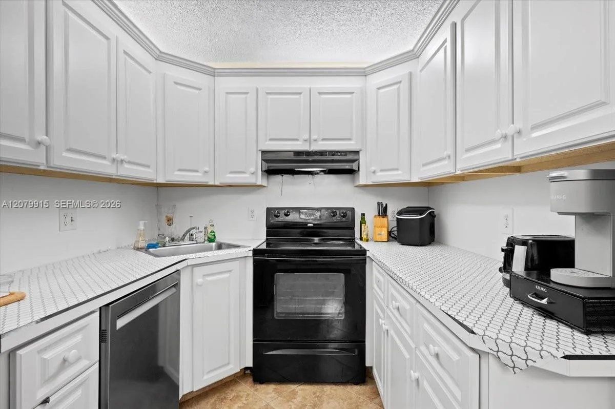 1014 Green Pine Blvd # H1, West Palm Beach, FL 33409 photo 8