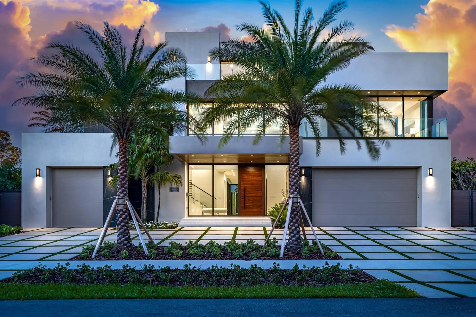 2000 Harbourview Drive, Fort Lauderdale, FL 33316