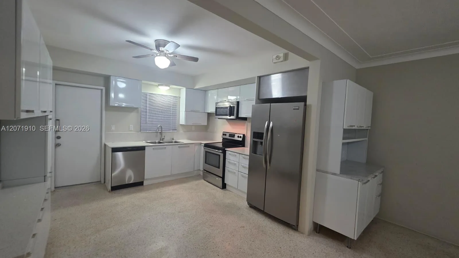 260 SW 31st Ct # 260, Miami, FL 33135 photo 4