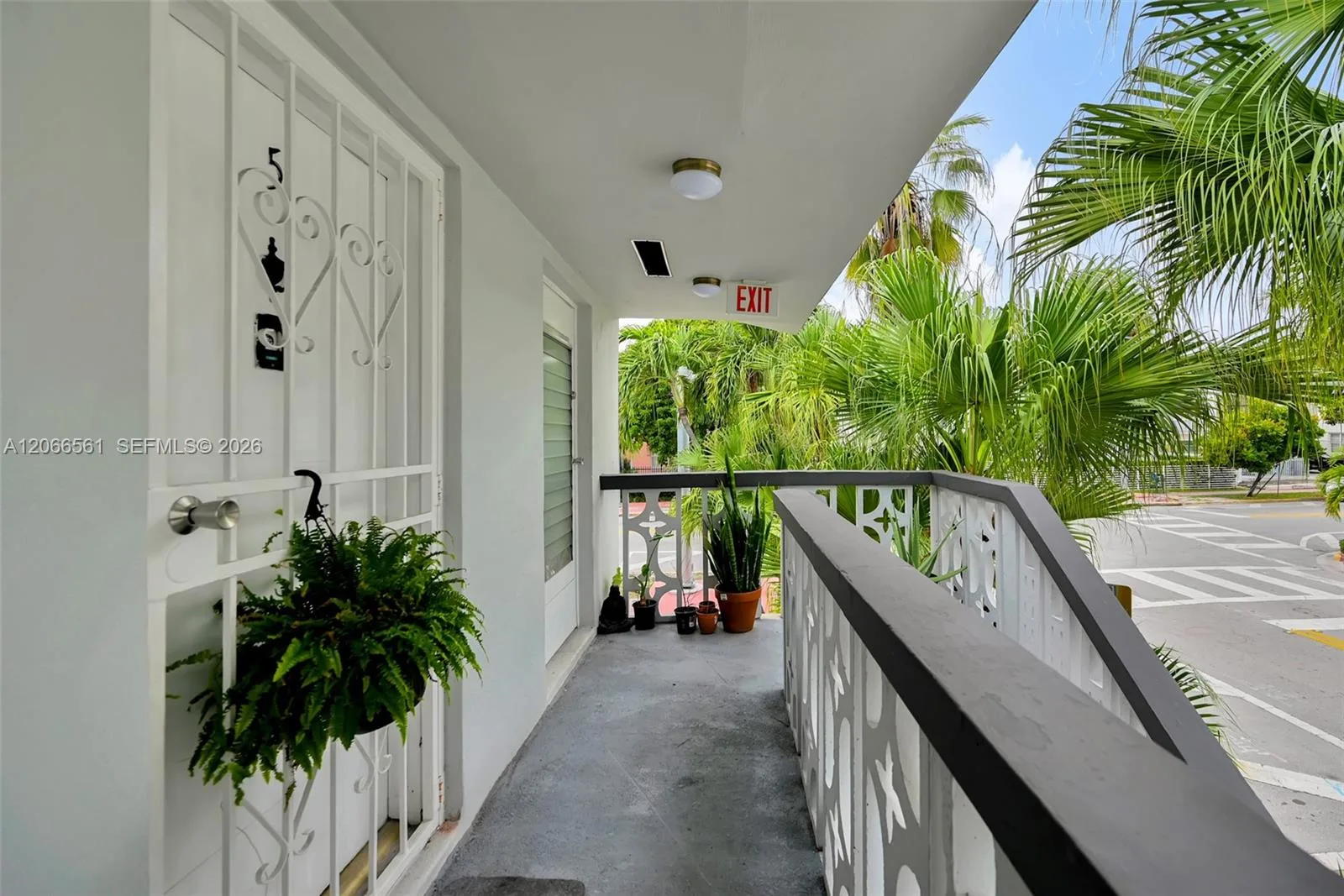 759 Meridian, Miami Beach, FL 33139 photo 4