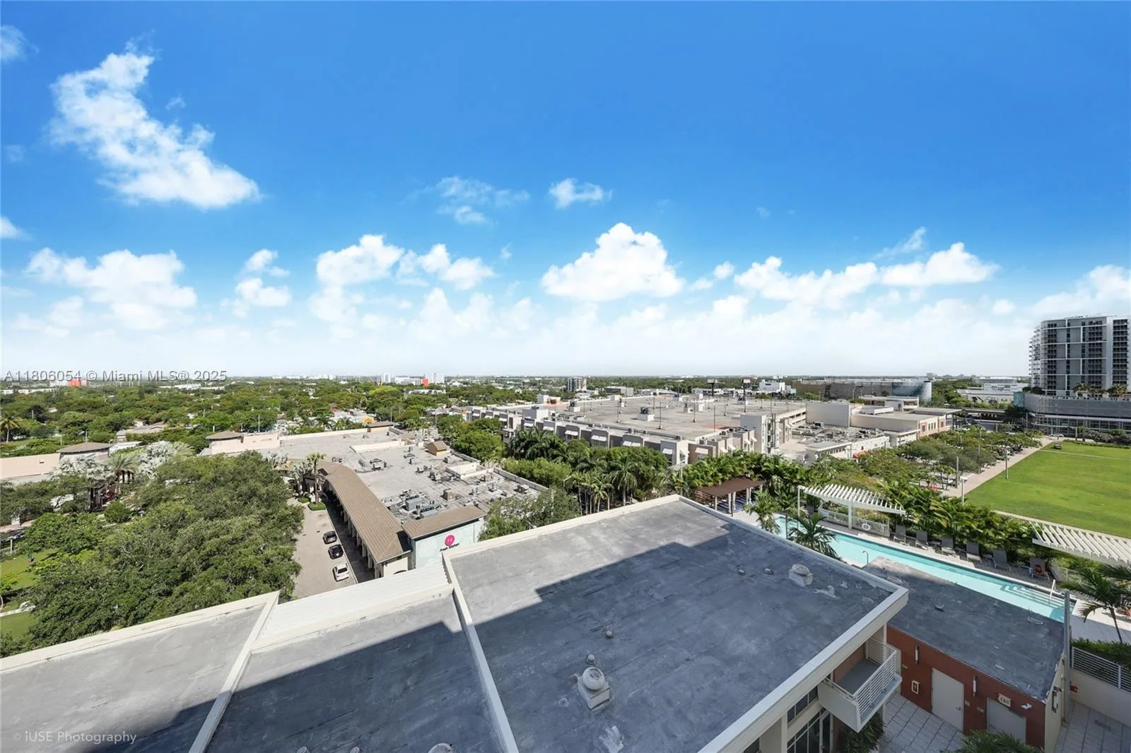 3250 NE 1st Ave # 1007, Miami, FL 33137 photo 8
