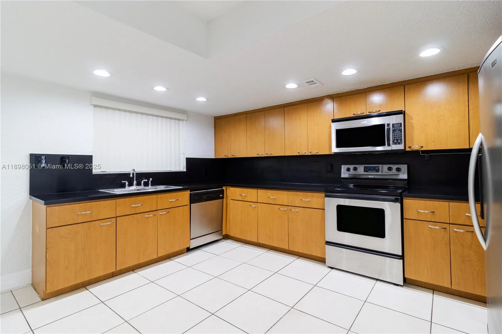 217 NW 109th Ave # 2-217, Miami, FL 33172 photo 5