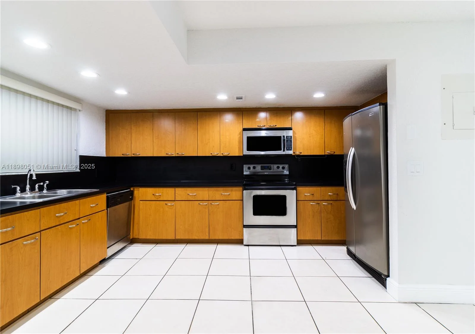 217 NW 109th Ave # 2-217, Miami, FL 33172 photo 6